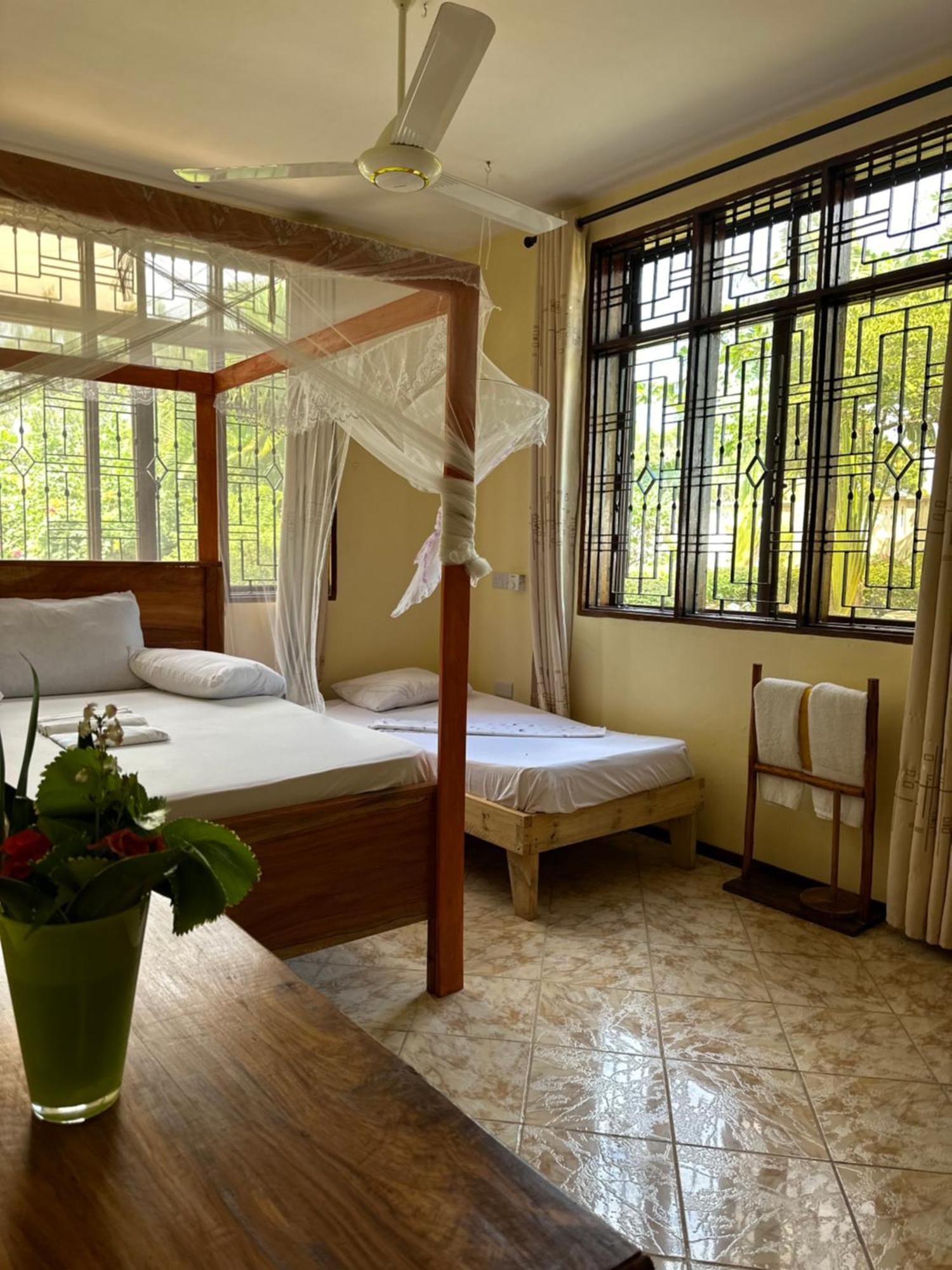 Mikoko Beach & Cottages Bagamoyo Exterior foto